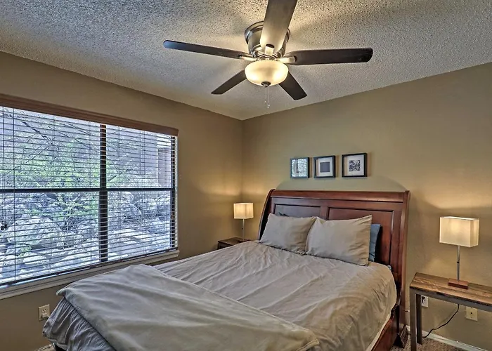 Desert Retreat W/ Pool + Hot Tub Access! * Tucson